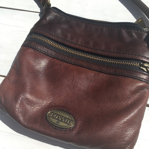 Fossil Handbags - Fossil Genuine Leather Purse